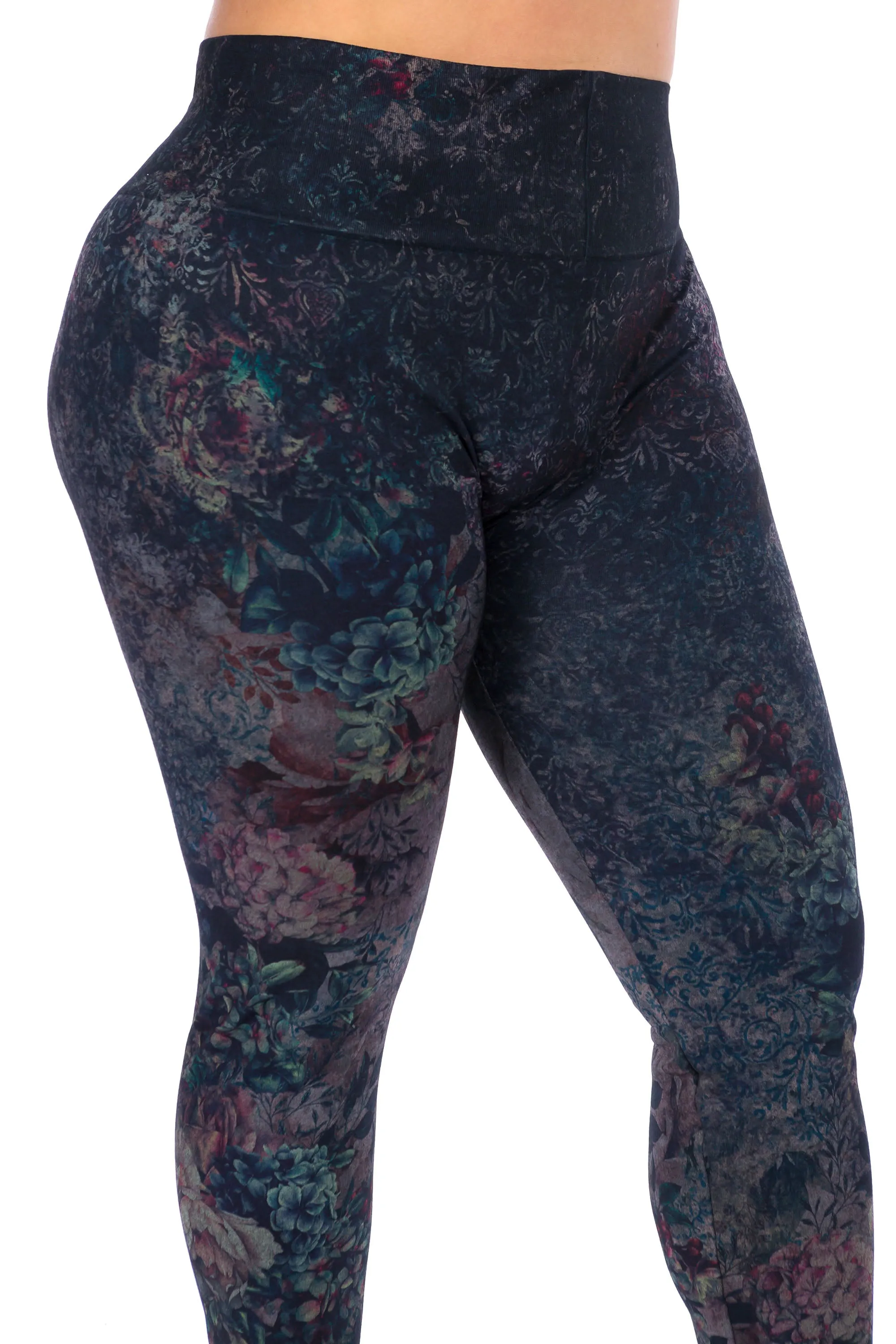 Dark Romance Antique Floral Legging