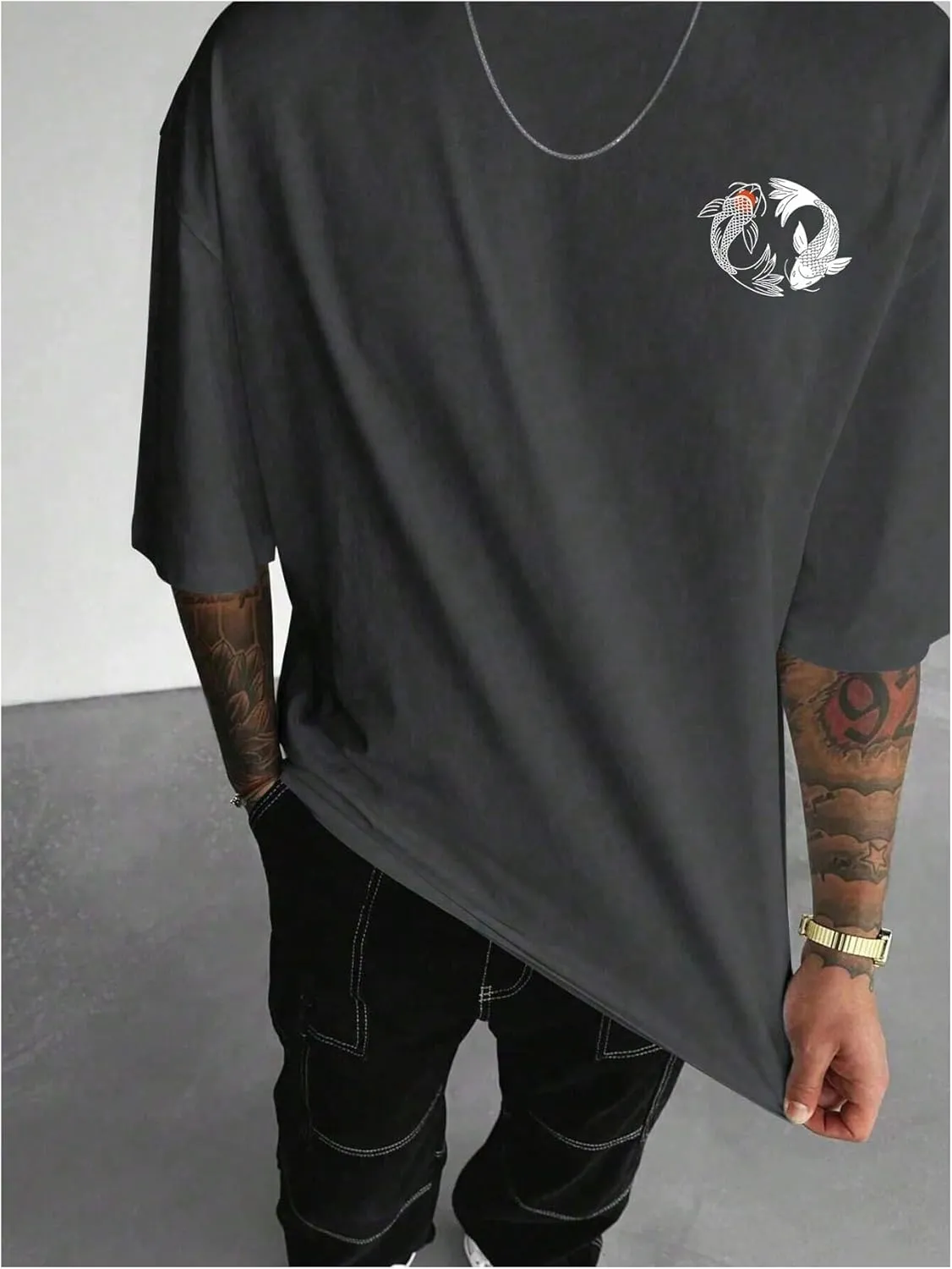 GORGLITTER Men's Japanese Letter Graphic Tee Top Oversized Short Sleeve Casual Aesthetic Print T-Shirt