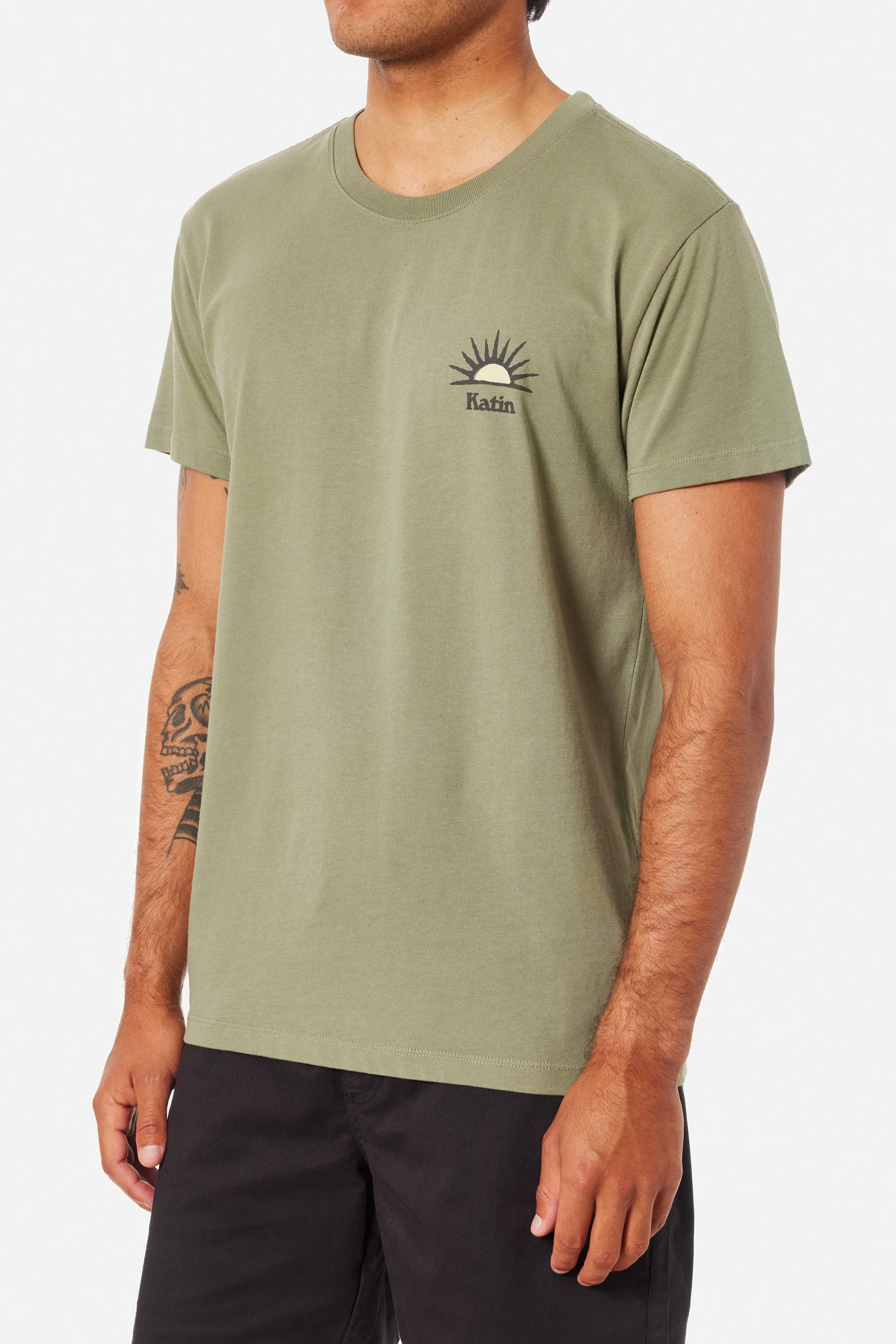 LEVEL TEE
