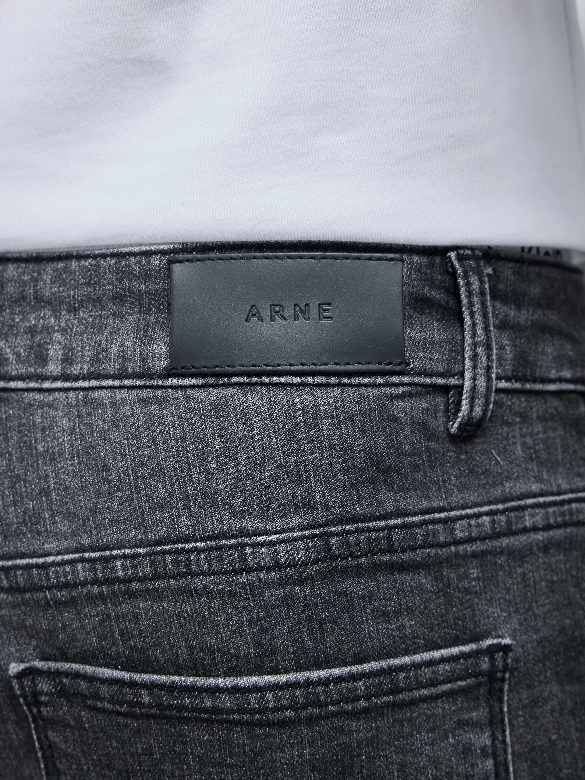 Relaxed Fit Denim Jeans in Grey Wash