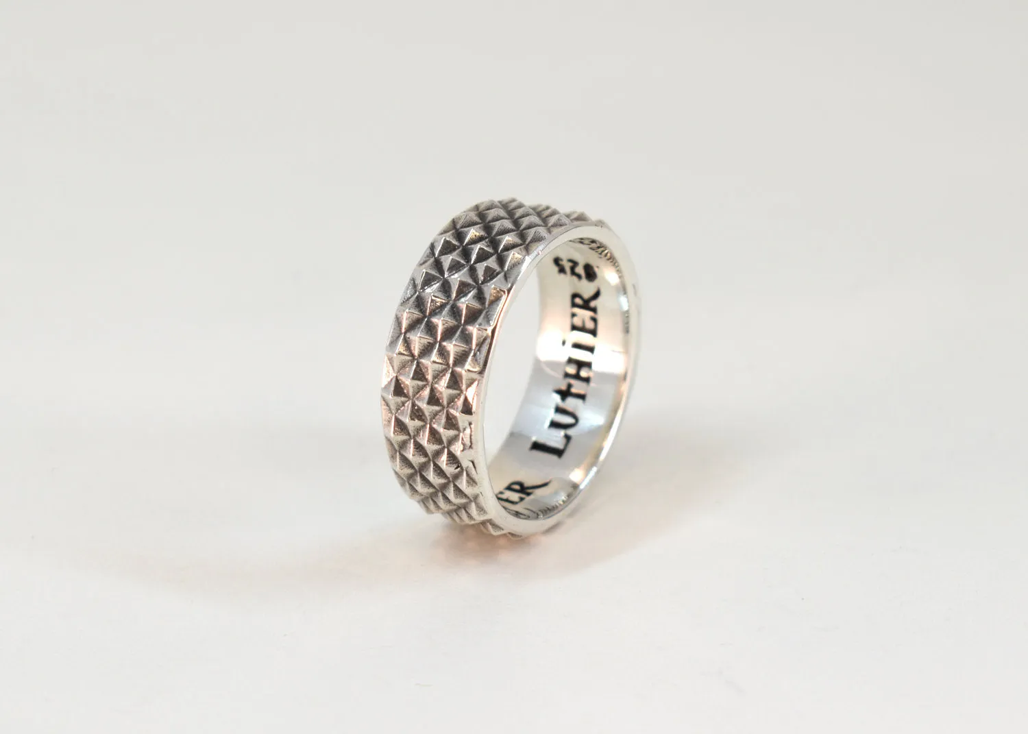 Stud Band Ring